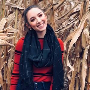 Meet your Posher, Maddie